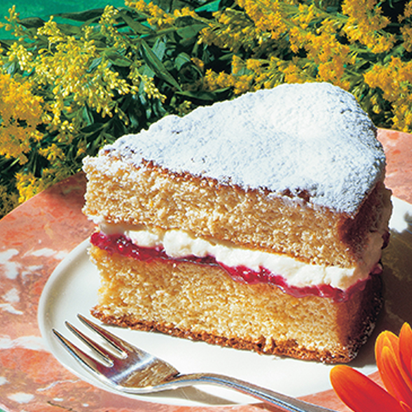 Soft Vanilla Cake - Cakes by MK