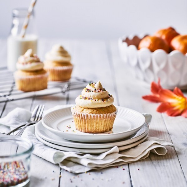 Vanilla Cupcakes Recipe NZ | Edmonds Cooking