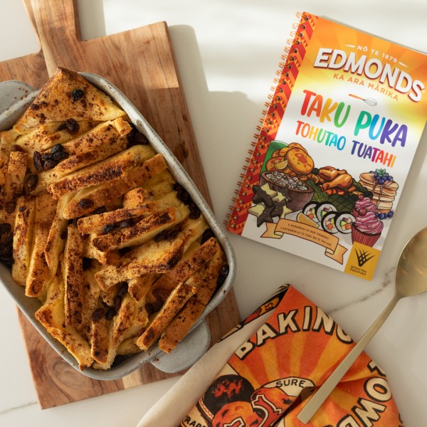 He Purini Parāoa Te Pata (Bread and Butter Pudding Recipe) Edmonds Cooking NZ
